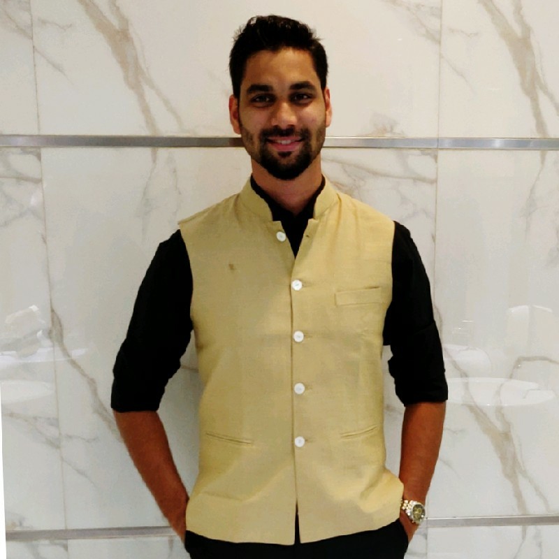 Aaron Dias 